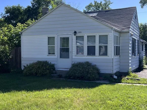 1951 S Cottage Avenue, Beloit, WI 53511