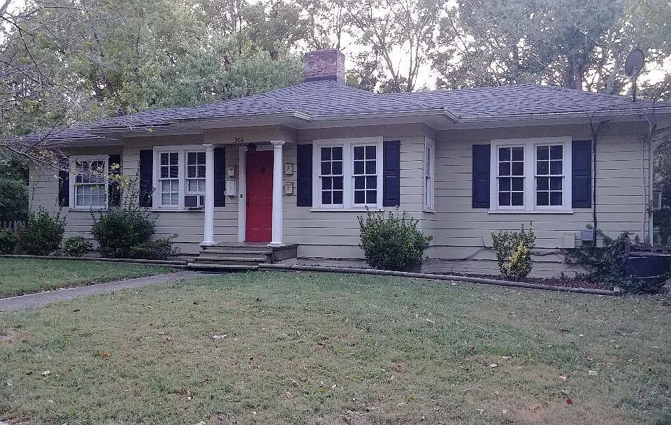 Front Entry, this condo is on the left of this photo