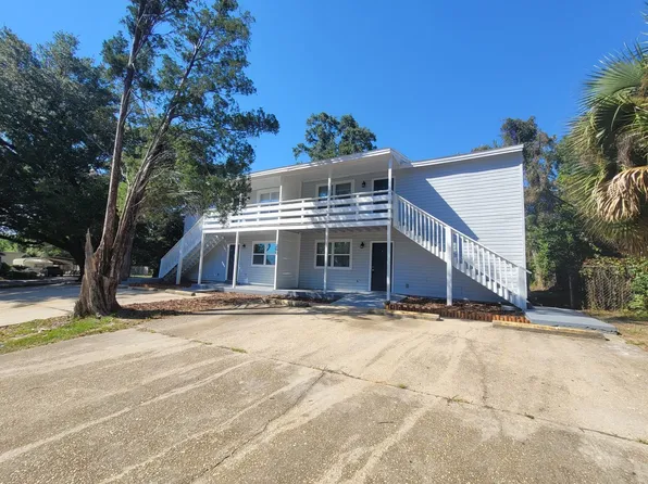 200 E Hernandez St, 200 E Hernandez St #D, Pensacola, FL 32503