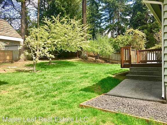 5th image of 8412 NE 137th St