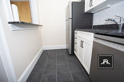 3rd image of 1344 Commonwealth Ave #17