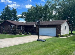 506 Iva St, Newton, IL 62448