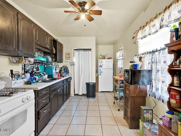 1309 Zuni Pl — Photo 10
