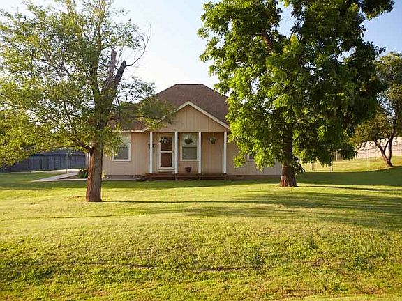 2nd image of 4320 Braxton Ln