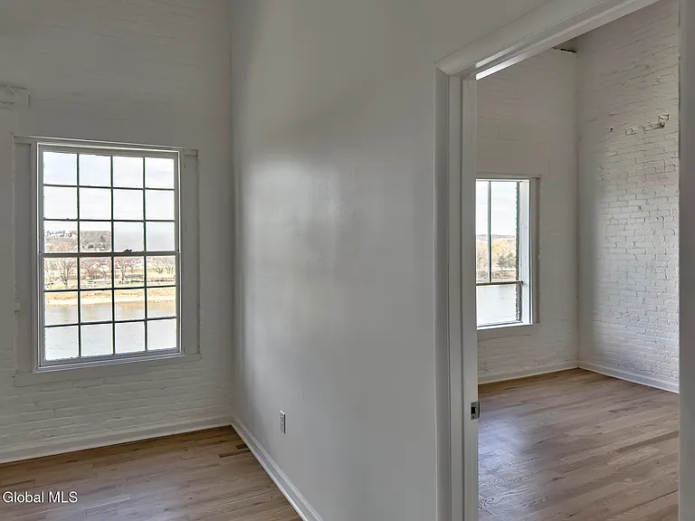 155 River St #5A — Photo 16