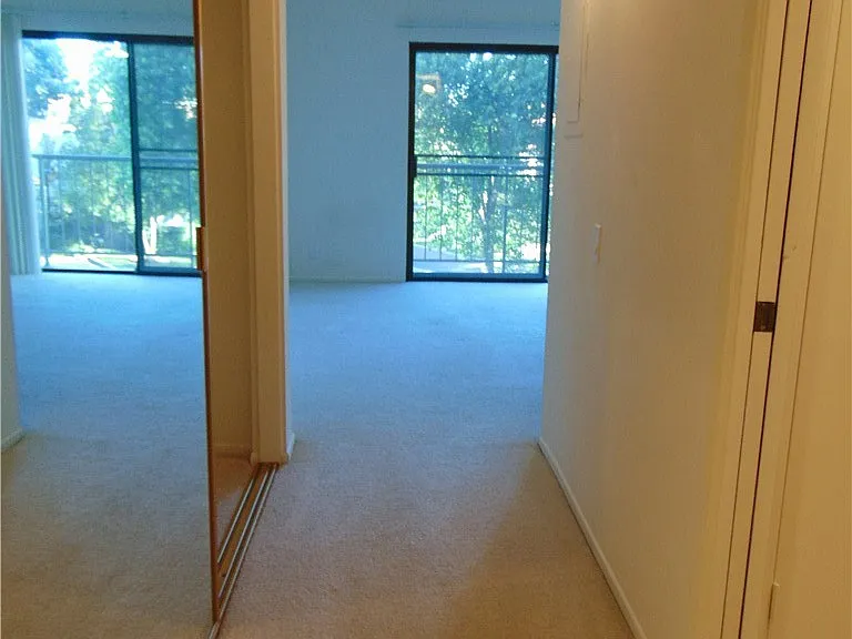2203 Apricot Dr — Photo 9
