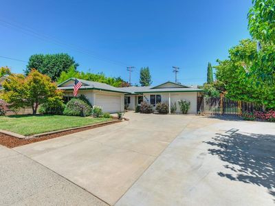 8975 Gulfport Way, Sacramento, CA, 95826