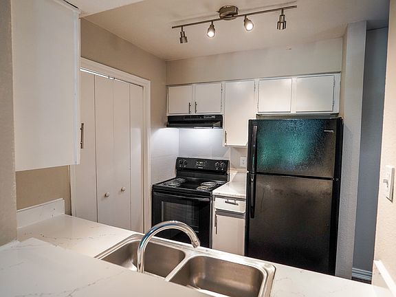 2nd image of 13100 Stonefield Dr #3f0e5ba5b