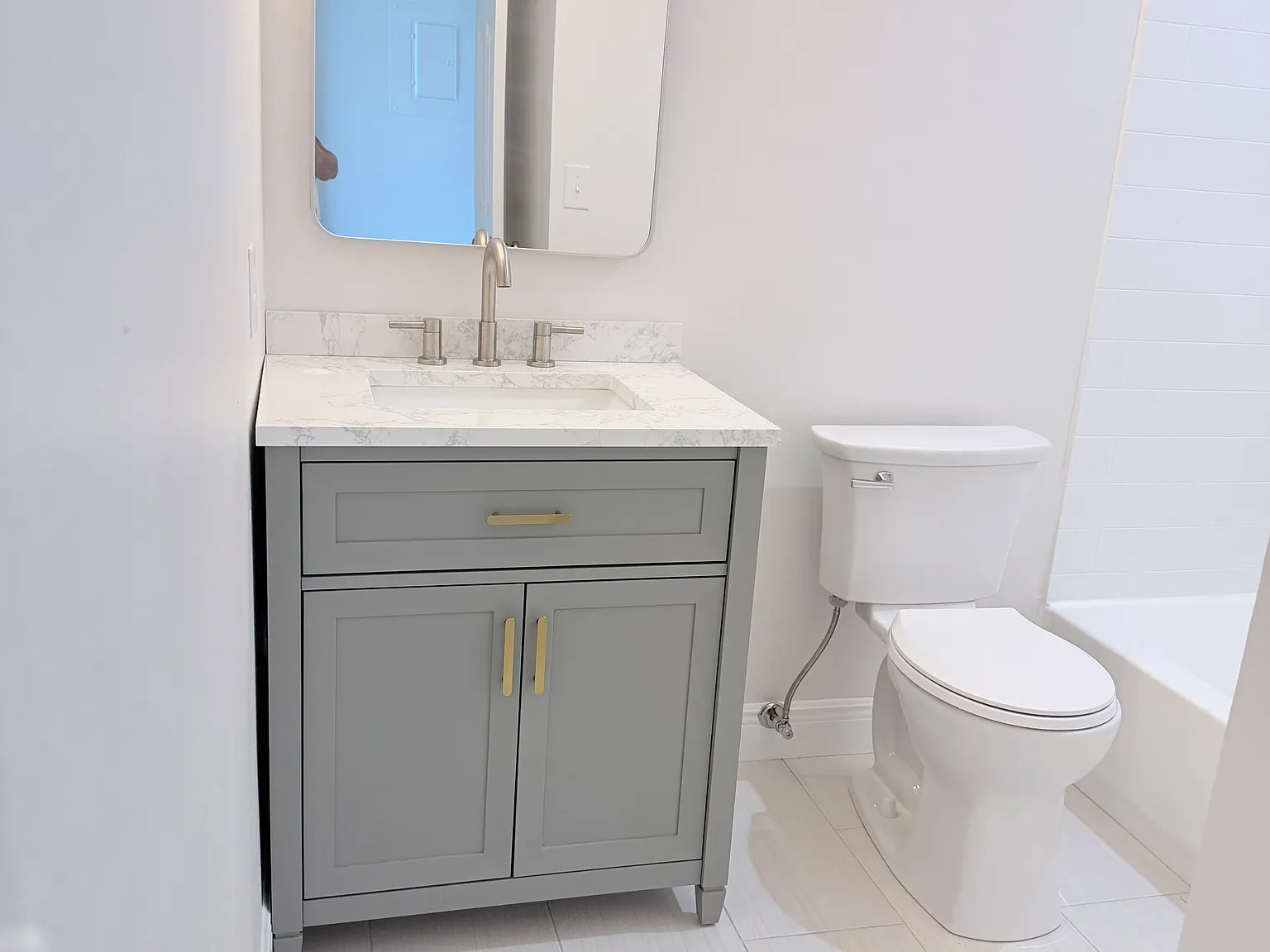 2 bed, 1.5 bath, 1000 sqft, $1,375 — Photo 3