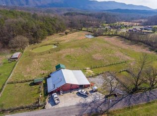 2714 Denton Hayes Rd, Maryville, TN 37803