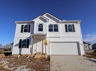 709 Whisperwood Way, Chelsea, MI 48118