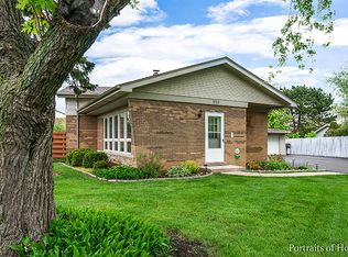 550 E 13th Pl, Lombard, IL