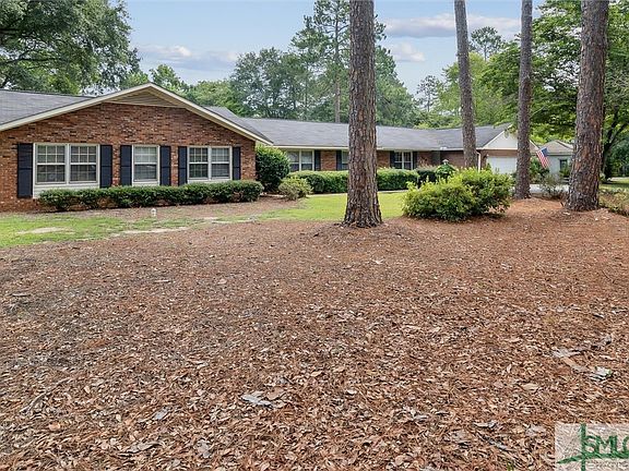 2nd image of 213 Wildwood Drive