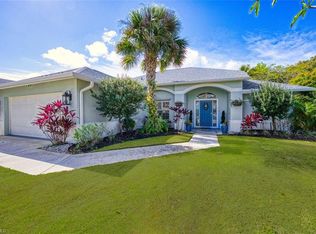 3700 Kent Dr, Naples, FL 34112