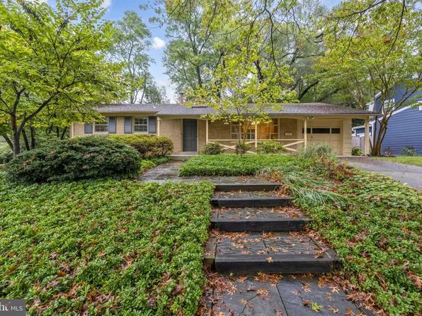 8600 Bunnell Dr, Potomac, MD 20854