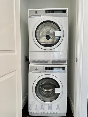 Rented by Zjama Realty Corp | media 8