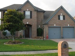 10847 Sycamore Dr S, La Porte, TX 77571