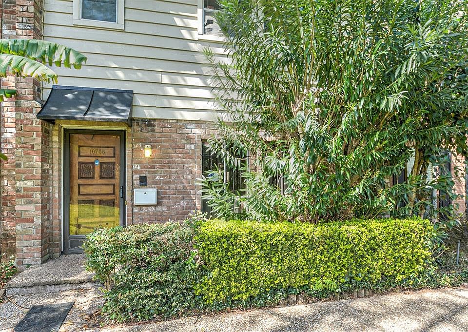 1st image of 10758 Briar Forest Dr