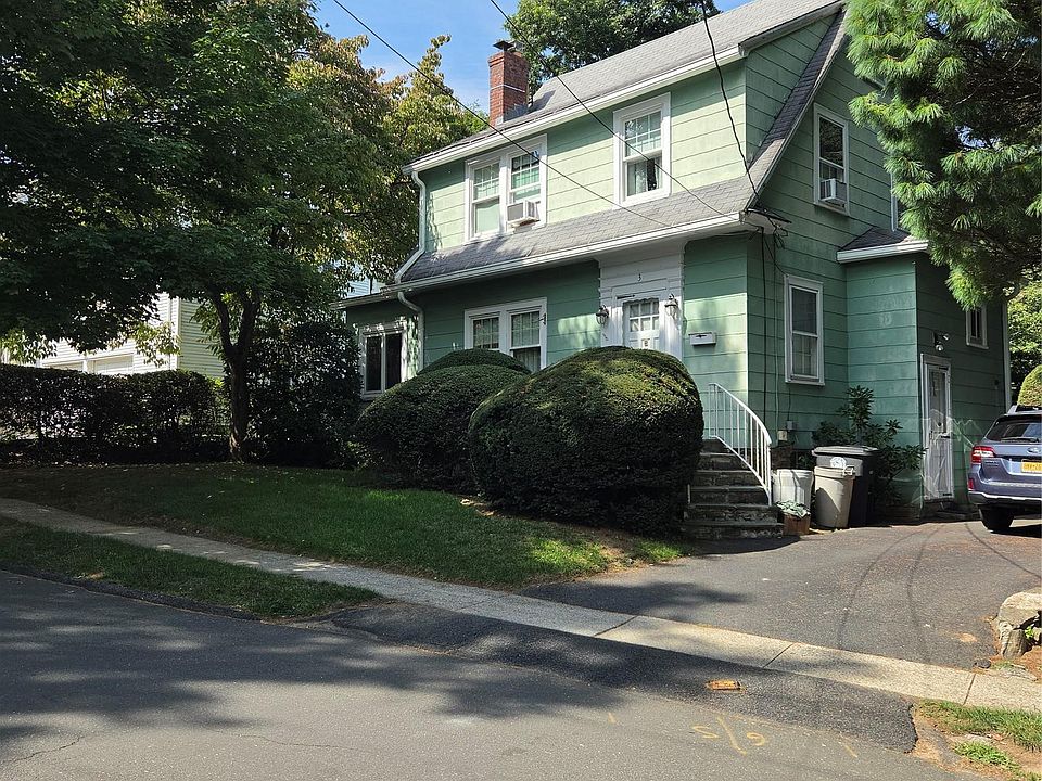 1st image of 3 Emerson Place