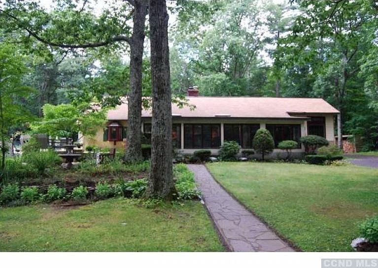 1st image of 47 Maple Ave