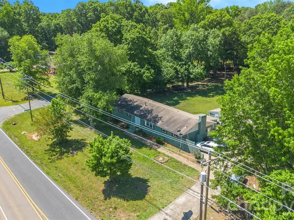 3501 Shopton Rd, Charlotte, NC 28217