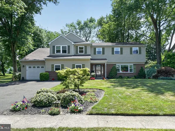 240 Beaver Rd, Southampton, PA 18966