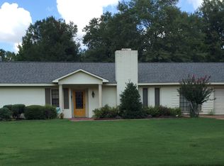 1204 Farmer St, Cleveland, MS 38732