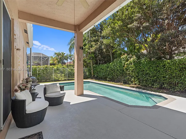 1097 Allamanda Way — Photo 39