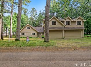 7122 W Carriage Rd, Baldwin, MI 49304