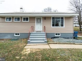 9102 Wallace Rd, Lanham, MD 20706