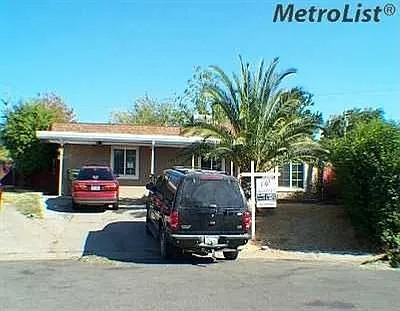 2128 Marcus Ct photo 1