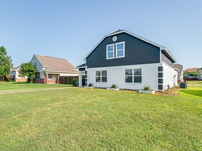 10319 Glen Vista Dr, Dallas, TX, 75217