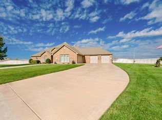 19200 Winding River Rd, Amarillo, TX 79119