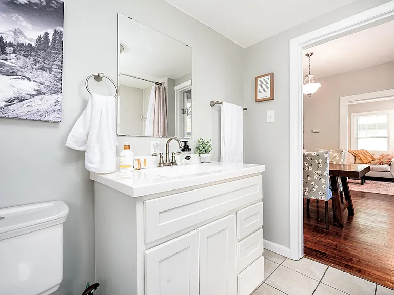 257 Gordon Pl — Photo 16