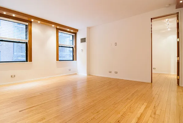 Rented by WAM Partners - William Moses Co. | media 16
