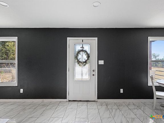 5th image of 610 N Columbus Ave