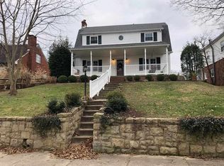 2009 N Englewood Rd, Huntington, WV 25701