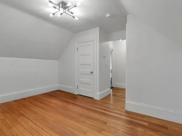 511 Angell St #4, Providence, RI 02906
