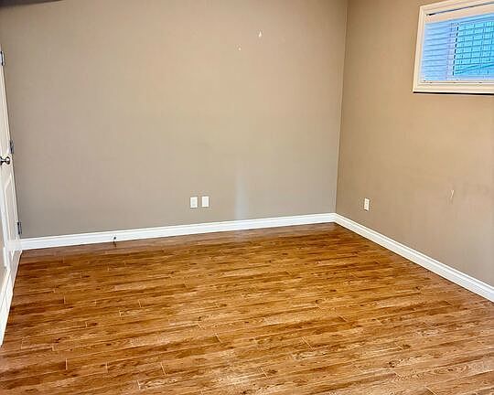 4th image of 5144 Aerial Cres #B