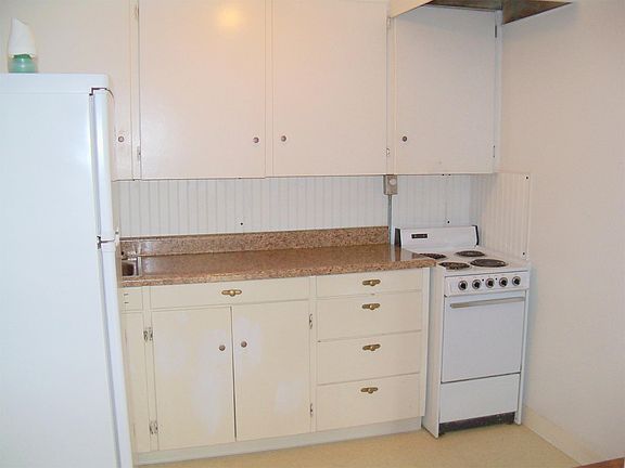 2nd image of 205 N 23rd St #6