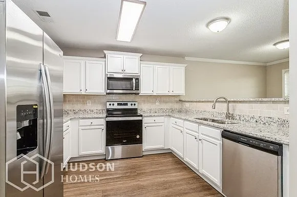 3906 Pine Village Pl — Photo 7