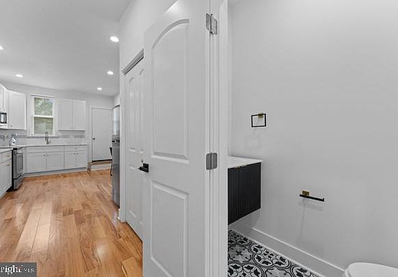 3rd image of 1812 N Regester St