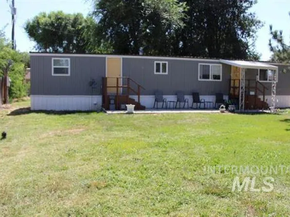 415 W 44th St #1, Garden City, ID 83714