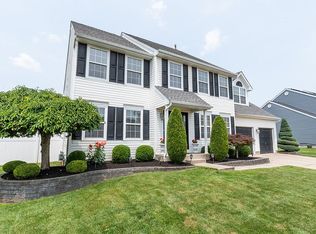 8 Lexington Park Rd, Sicklerville, NJ 08081