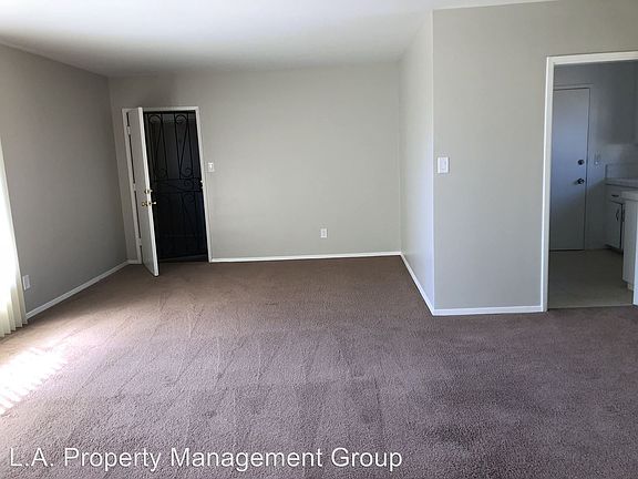 5th image of 9309 Crenshaw Blvd APT 3