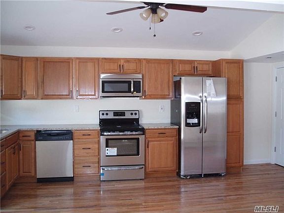2nd image of 111 Cherubina Ln