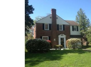 512 Rock Glen Dr, Wynnewood, PA 19096