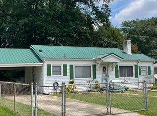 1213 Lakeside Dr, Oxford, AL 36203