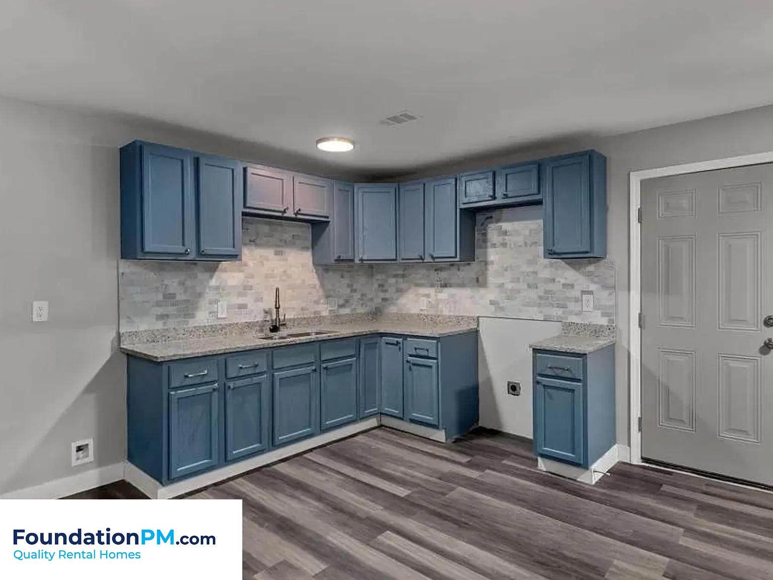 2417 Alcy Manor Lane(P.V) - 202 — Photo 3
