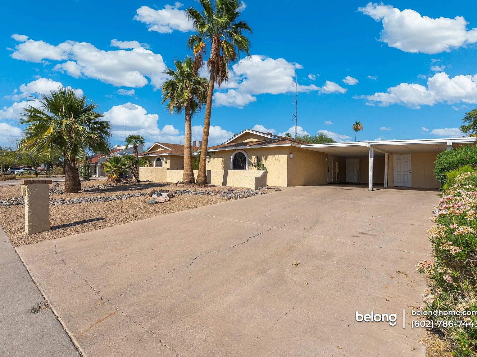 5 bed, 3.0 bath, 2712 sqft, $2,895 — Photo 3